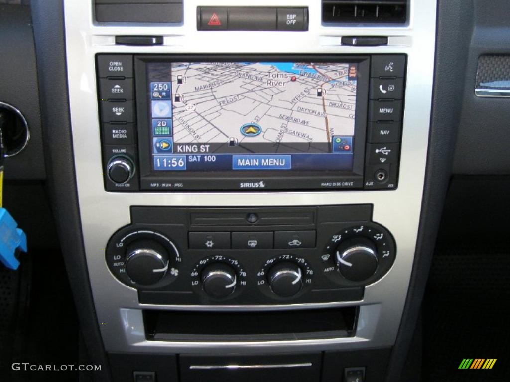 2008 Chrysler 300 C SRT8 Navigation Photos