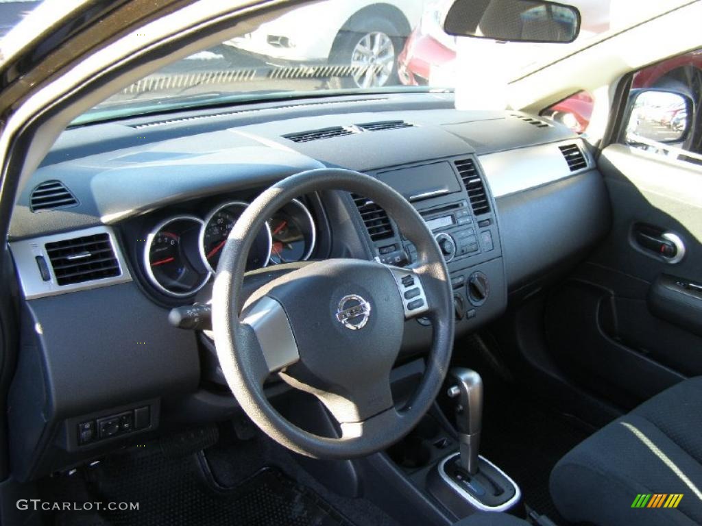2010 Nissan Versa 1.8 S Hatchback Charcoal Dashboard Photo #44799454