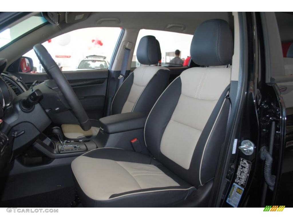 2011 Sorento EX - Ebony Black / Black/Beige photo #14