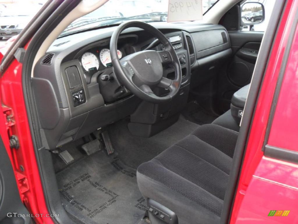 2004 Ram 1500 Sport Quad Cab - Flame Red / Dark Slate Gray photo #23