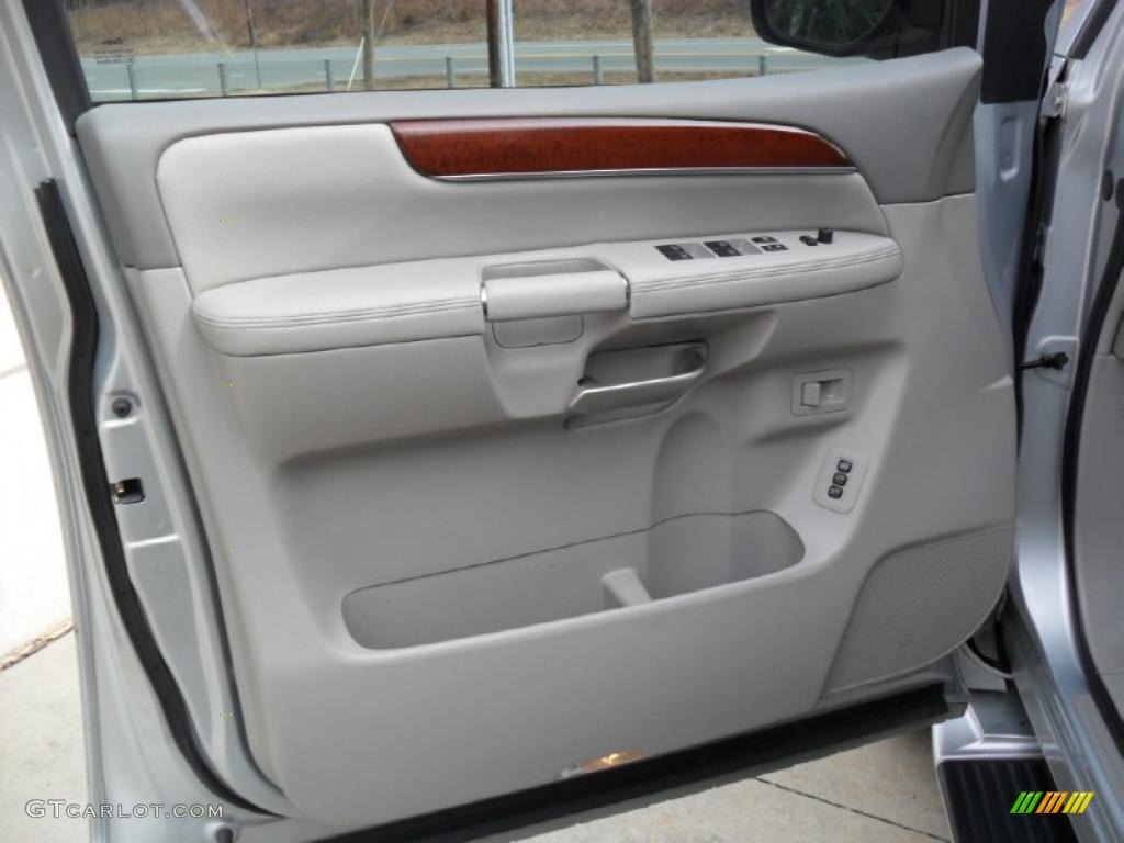 2009 Infiniti QX 56 4WD Stone Door Panel Photo #44801722