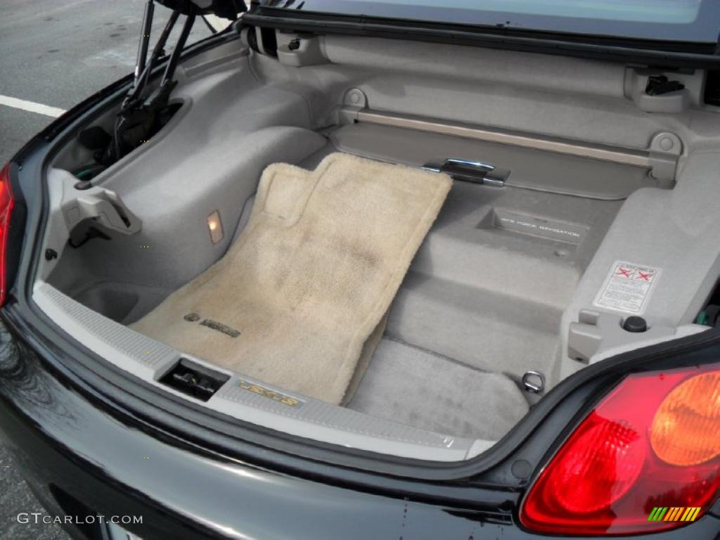 2005 Lexus SC 430 Trunk Photo #44801994
