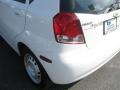 2004 Summit White Chevrolet Aveo Special Value Hatchback  photo #8