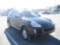 Black - Cayenne S Photo No. 2