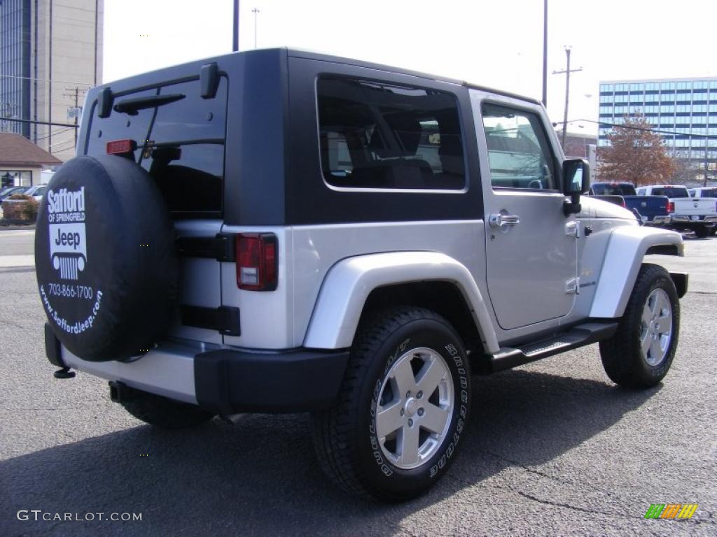 2010 Wrangler Sahara 4x4 - Bright Silver Metallic / Dark Slate Gray/Medium Slate Gray photo #5