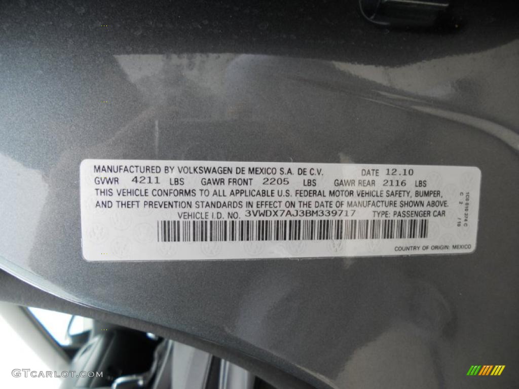 2011 Jetta SE Sedan - Platinum Gray Metallic / Titan Black photo #20