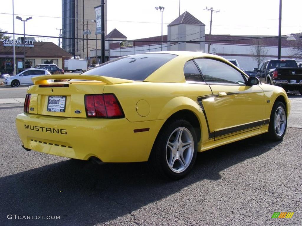 2000 Mustang GT Coupe - Zinc Yellow / Dark Charcoal photo #5