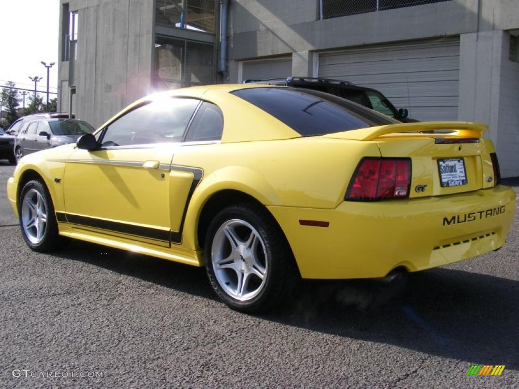 2000 Mustang GT Coupe - Zinc Yellow / Dark Charcoal photo #8