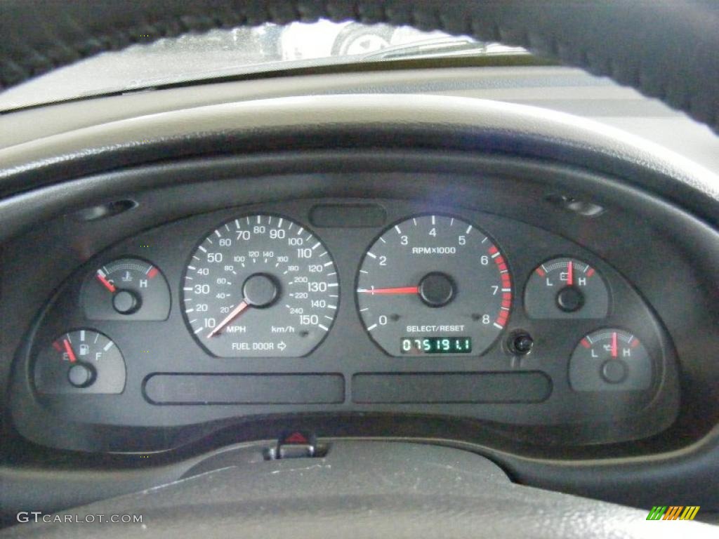 2000 Ford Mustang GT Coupe Gauges Photo #44802746
