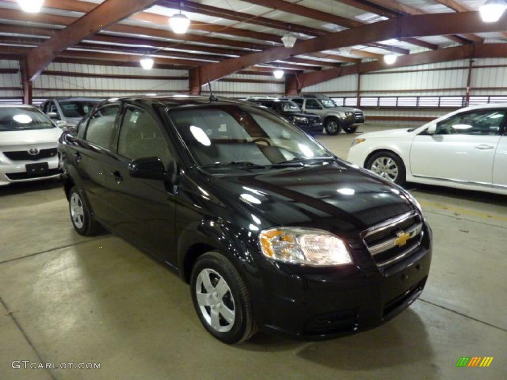 2010 Aveo LT Sedan - Black Granite / Charcoal photo #6