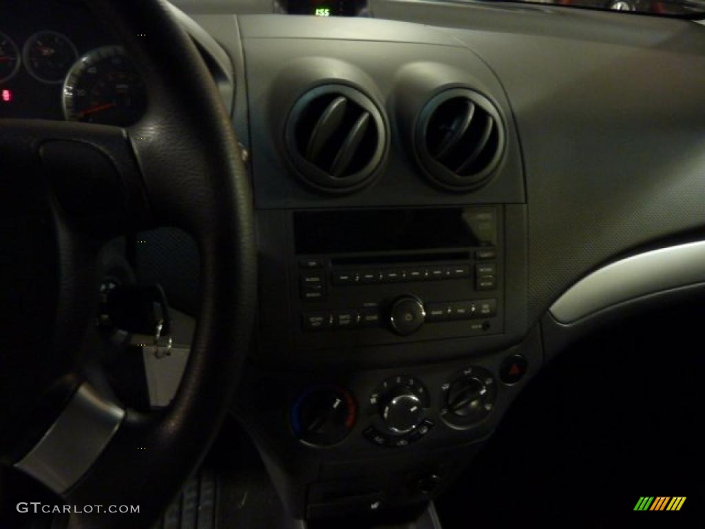 2010 Aveo LT Sedan - Black Granite / Charcoal photo #10