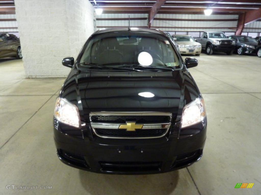 2010 Aveo LT Sedan - Black Granite / Charcoal photo #11