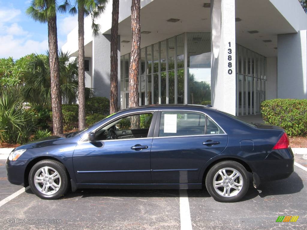2006 Accord EX-L Sedan - Royal Blue Pearl / Gray photo #5