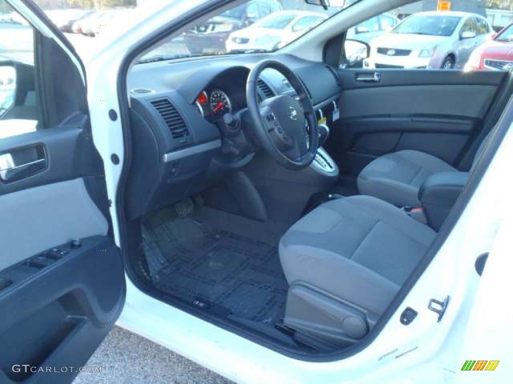 Charcoal Interior 2011 Nissan Sentra 2.0 S Photo #44807464