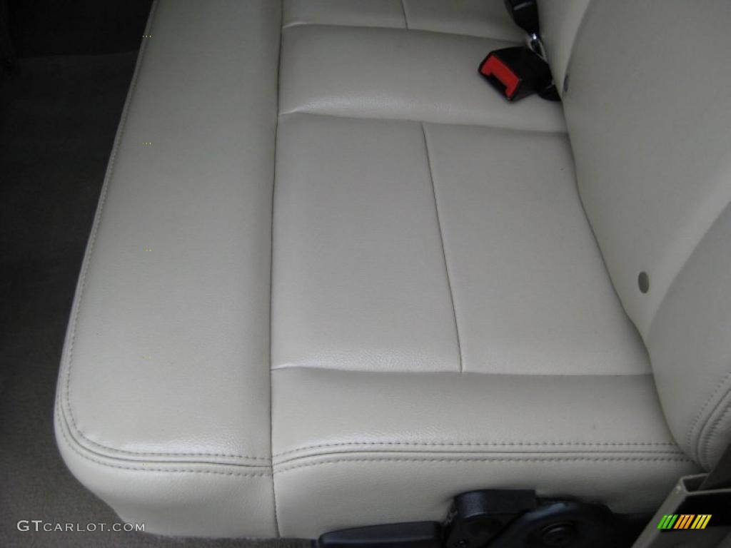 2004 F150 Lariat SuperCab - Oxford White / Tan photo #18