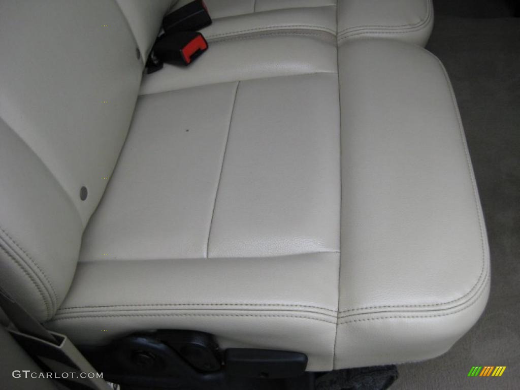 2004 F150 Lariat SuperCab - Oxford White / Tan photo #25