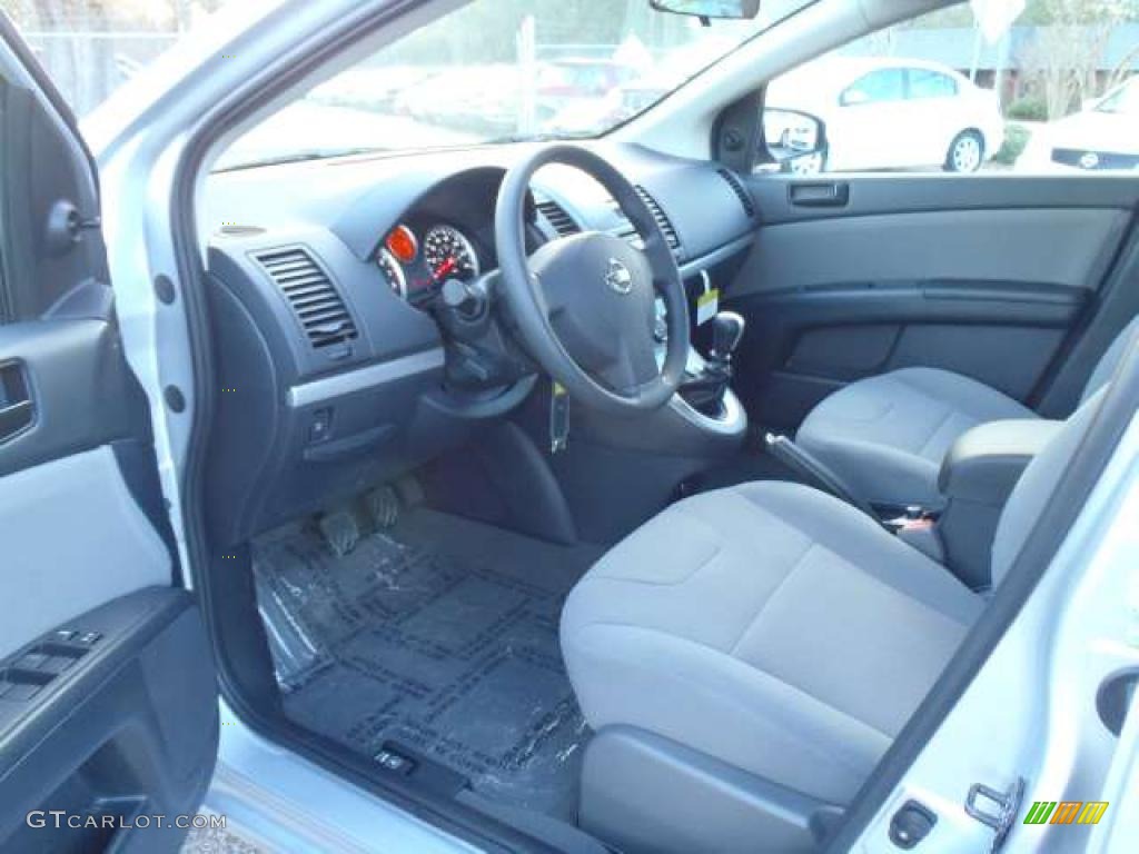 Charcoal Interior 2011 Nissan Sentra 2.0 Photo #44807632