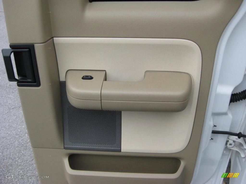 2004 F150 Lariat SuperCab - Oxford White / Tan photo #26