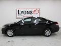 Black - Camry XLE Photo No. 10