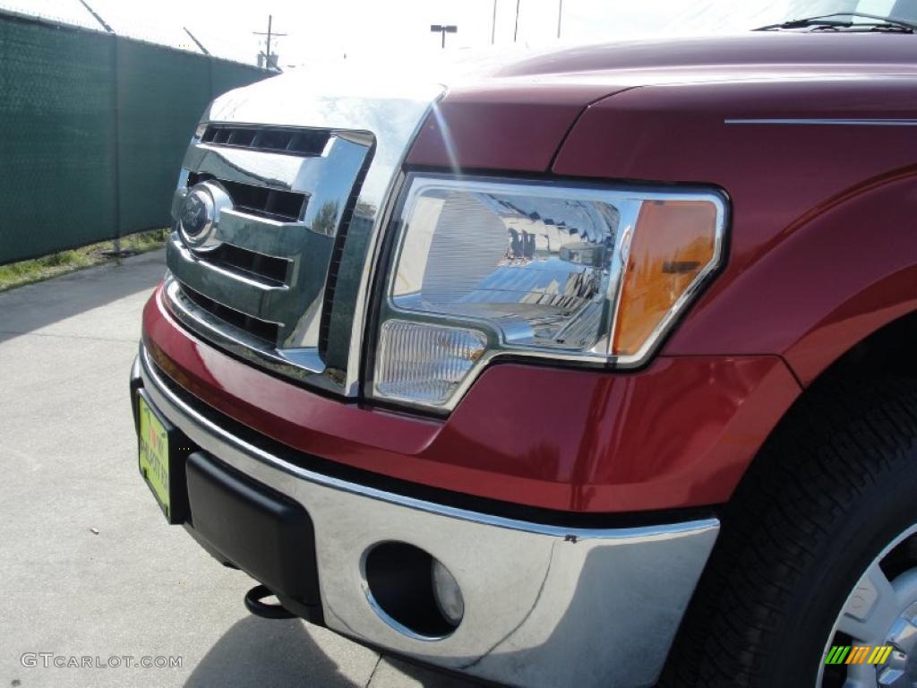 2010 F150 XLT SuperCrew 4x4 - Red Candy Metallic / Medium Stone photo #9