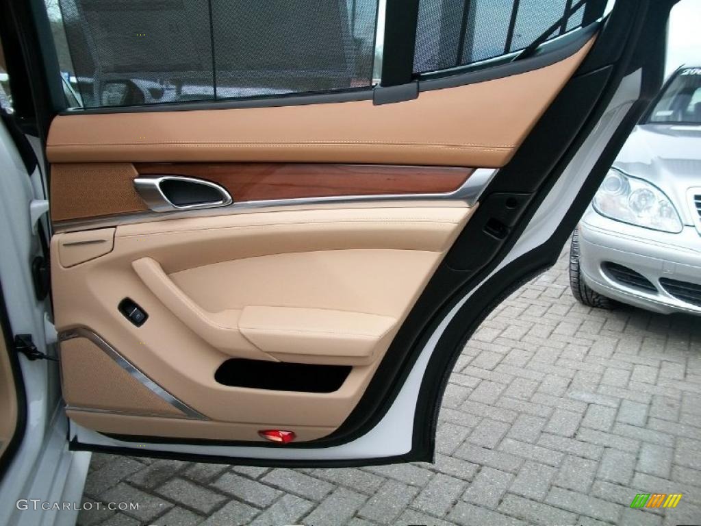 2011 Porsche Panamera Turbo Luxor Beige Door Panel Photo #44815276