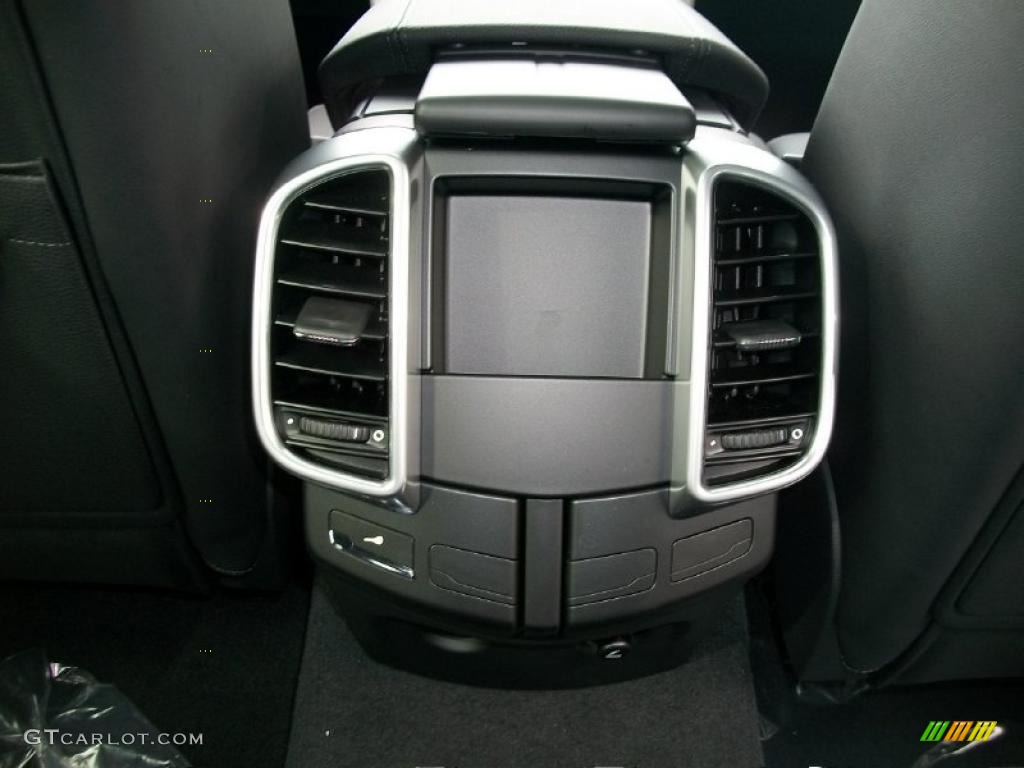 2011 Porsche Cayenne S Hybrid Controls Photo #44816392