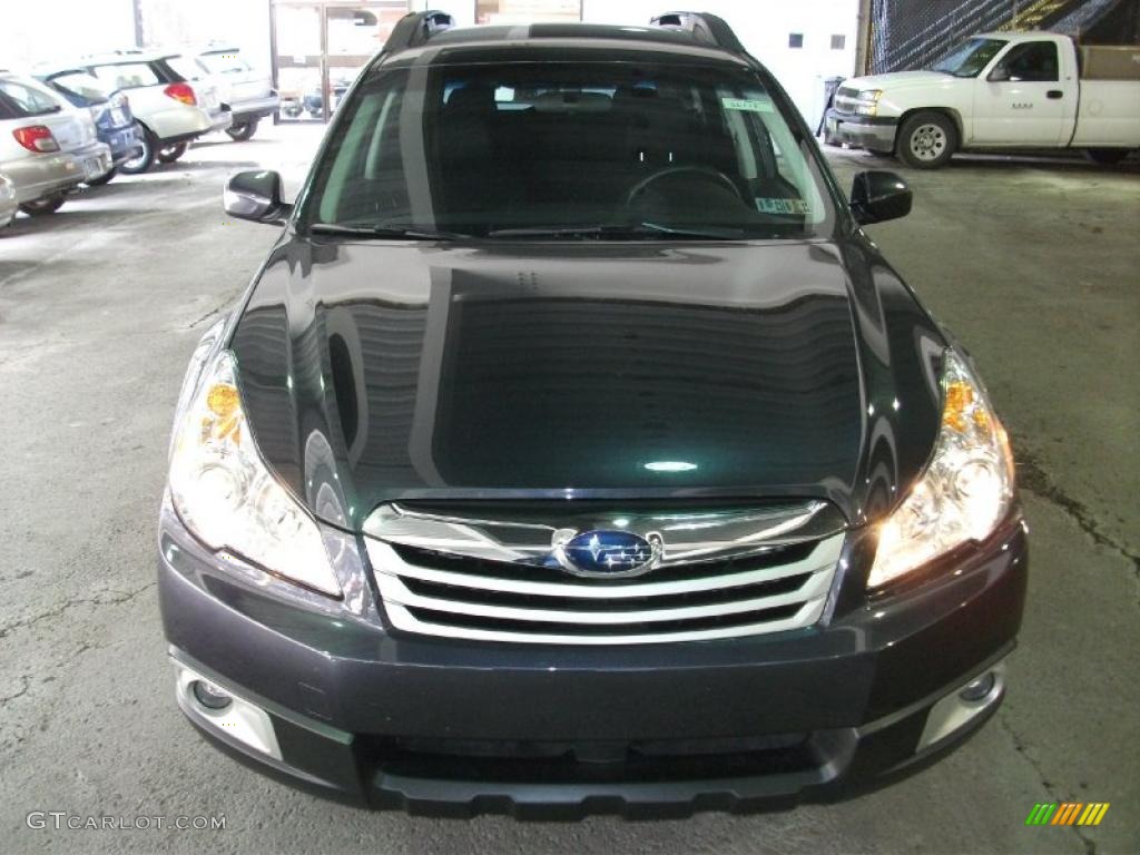 2011 Outback 2.5i Premium Wagon - Graphite Gray Metallic / Off Black photo #2