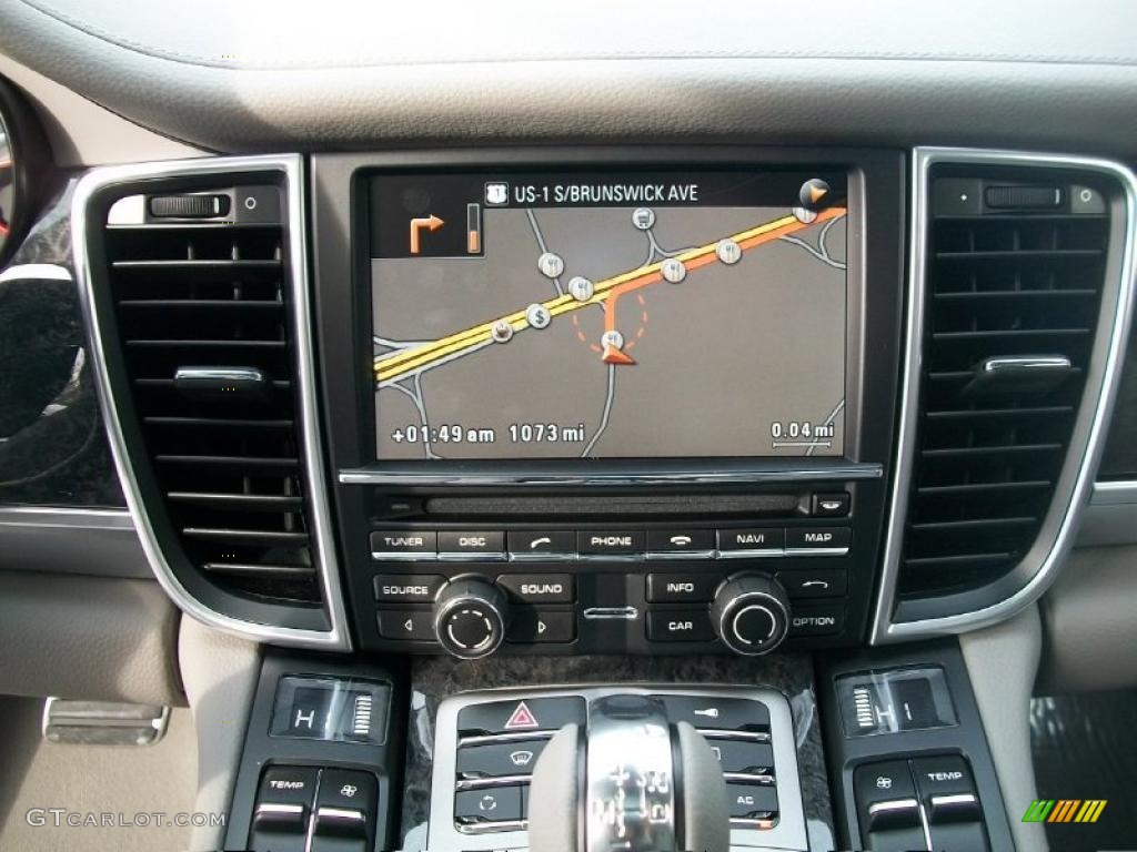 2011 Porsche Panamera 4S Navigation Photo #44817928
