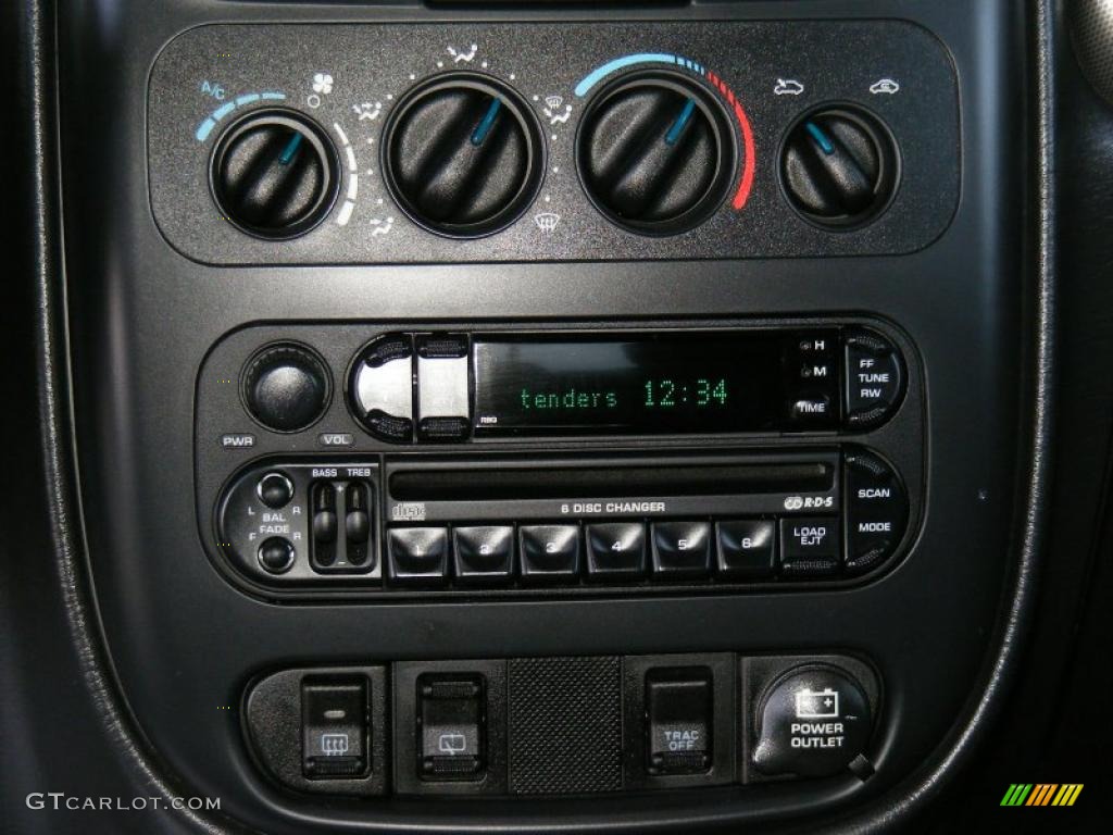 2003 Chrysler PT Cruiser GT Controls Photo #44818308