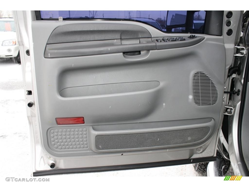 2003 Ford Excursion XLT 4x4 Medium Flint Door Panel Photo #44819076