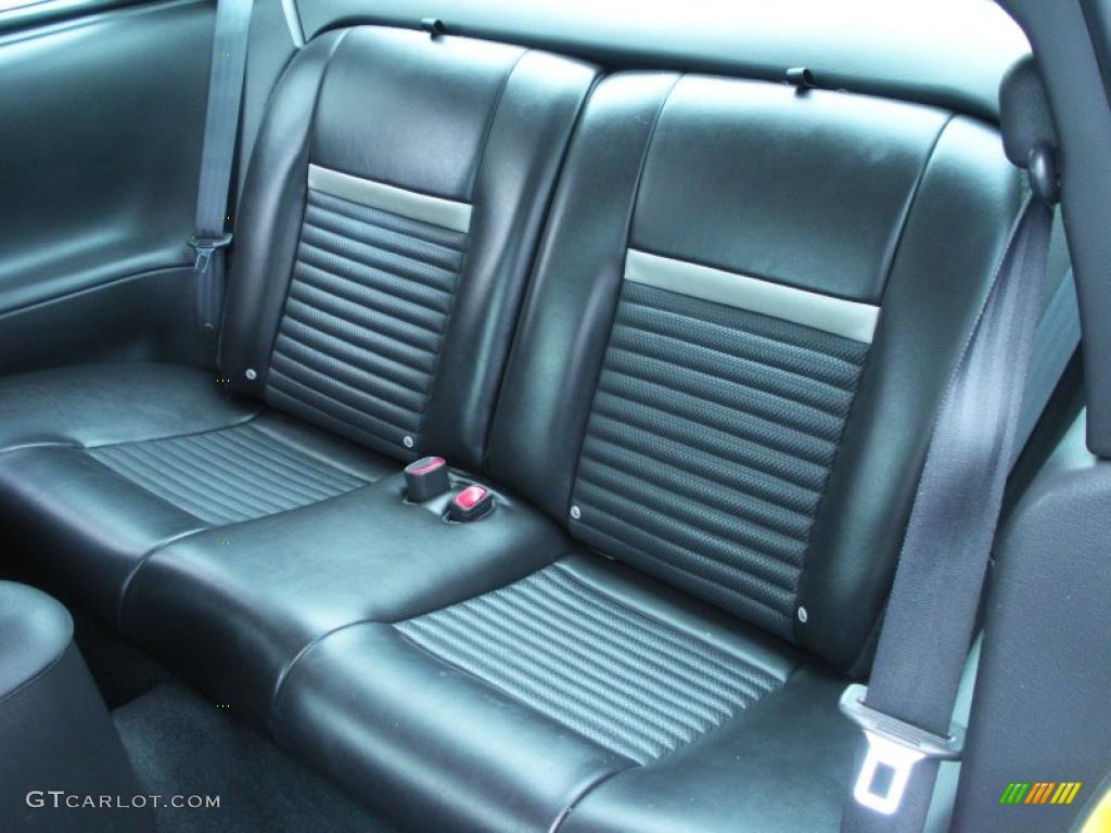 Dark Charcoal Interior 2004 Ford Mustang Mach 1 Coupe Photo #44819220