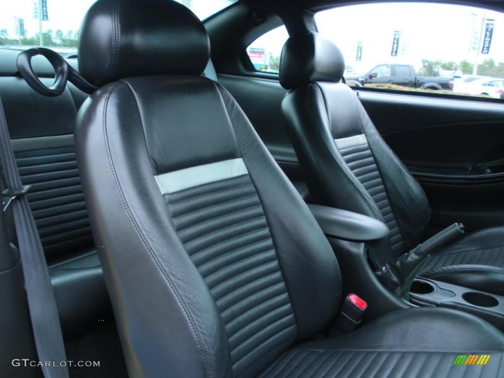 Dark Charcoal Interior 2004 Ford Mustang Mach 1 Coupe Photo #44819252