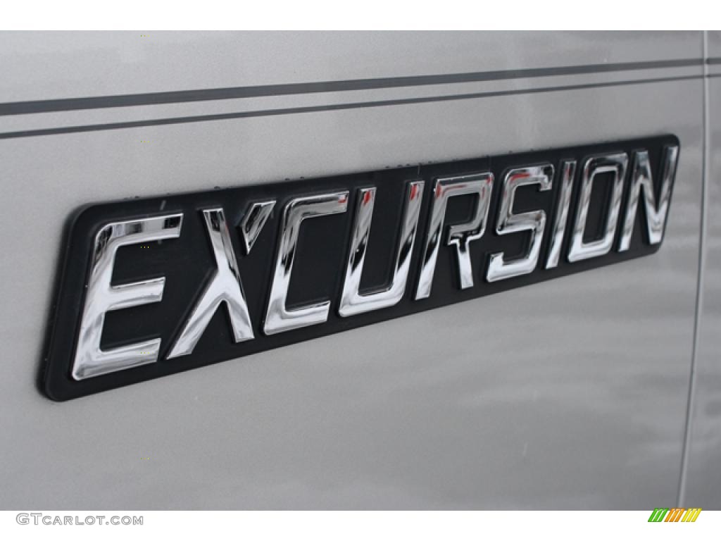 2003 Ford Excursion XLT 4x4 Marks and Logos Photo #44819484