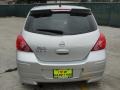 Brilliant Silver - Versa 1.8 S Hatchback Photo No. 4
