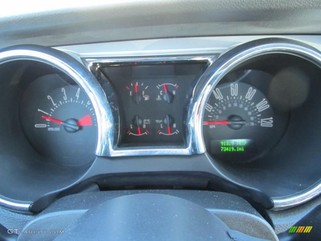 2006 Mustang V6 Premium Coupe - Tungsten Grey Metallic / Dark Charcoal photo #12