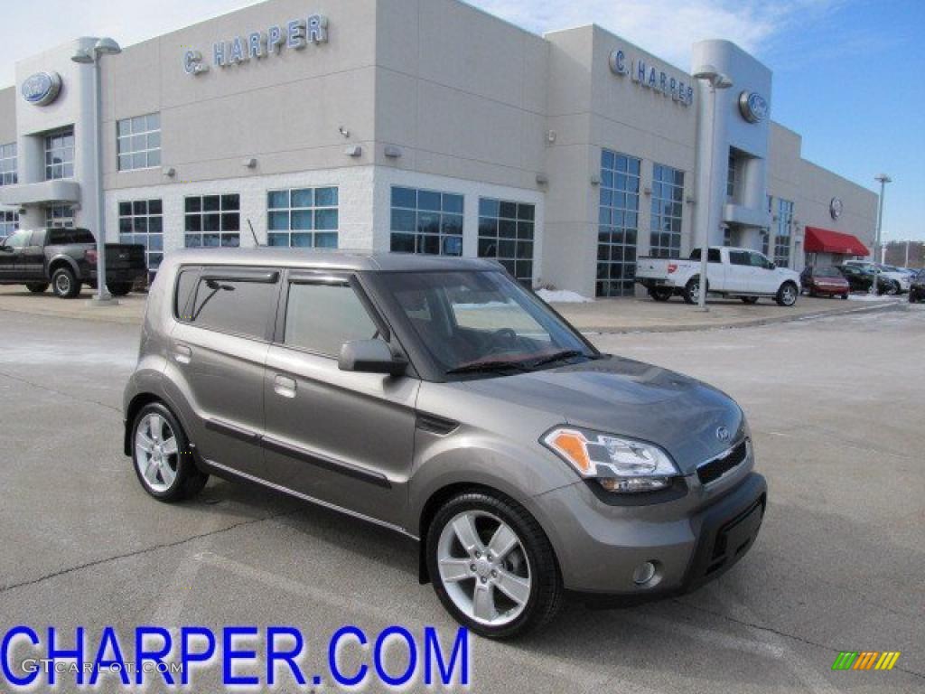 Titanium Gray Kia Soul