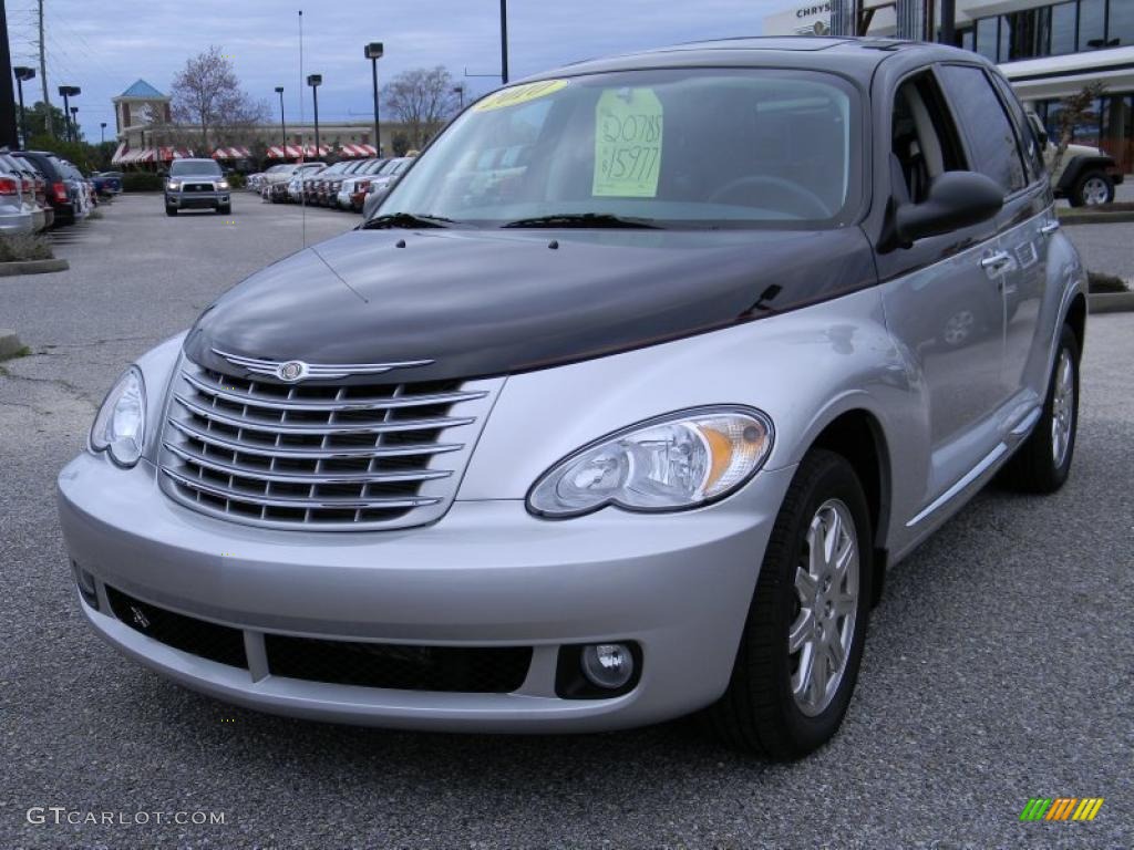 2010 PT Cruiser Couture Edition - Two Tone Silver/Black / Pastel Slate Gray photo #1
