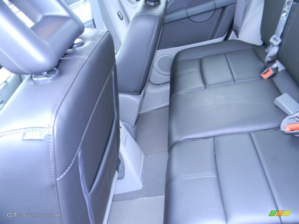 2010 PT Cruiser Couture Edition - Two Tone Silver/Black / Pastel Slate Gray photo #21