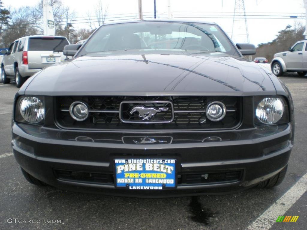 2007 Mustang V6 Premium Coupe - Alloy Metallic / Dark Charcoal photo #2