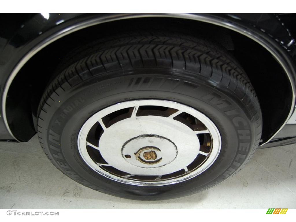 1991 Cadillac Seville Standard Seville Model Wheel Photo #44829288