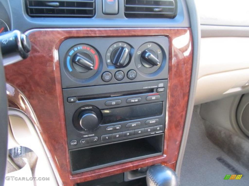 2004 Subaru Outback Limited Wagon Controls Photo #44829520