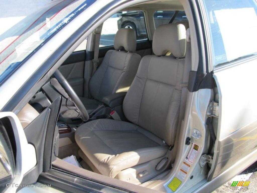 Beige Interior 2004 Subaru Outback Limited Wagon Photo #44829552
