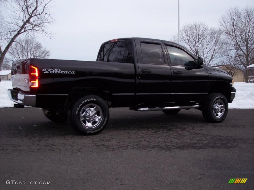 2003 Ram 2500 SLT Quad Cab 4x4 - Black / Dark Slate Gray photo #6