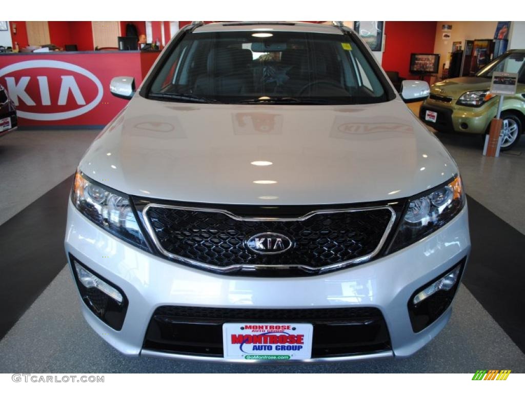 2011 Sorento SX V6 AWD - Bright Silver / Black photo #9