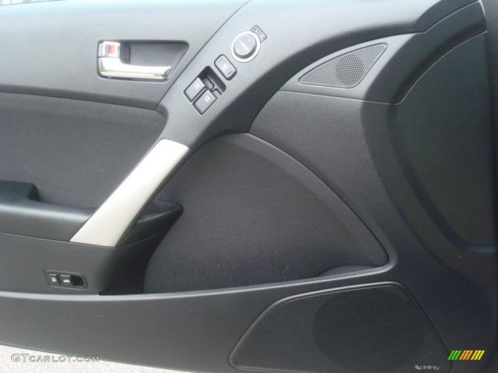 2010 Hyundai Genesis Coupe 2.0T Controls Photo #44837556