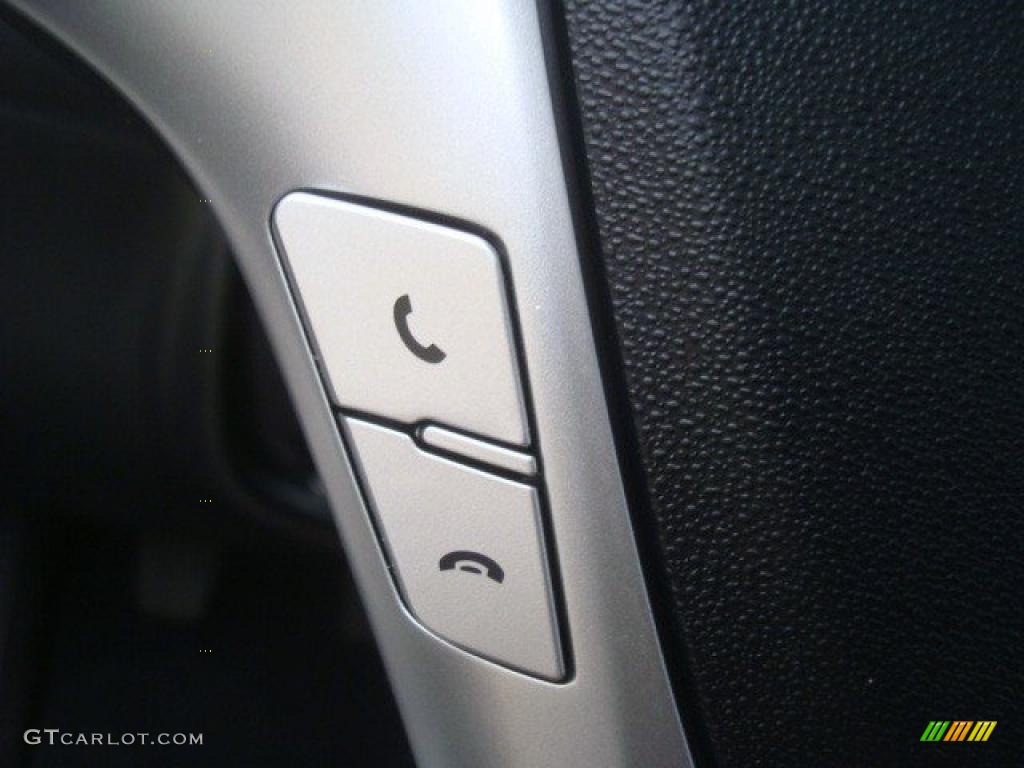 2010 Hyundai Genesis Coupe 2.0T Controls Photo #44837742