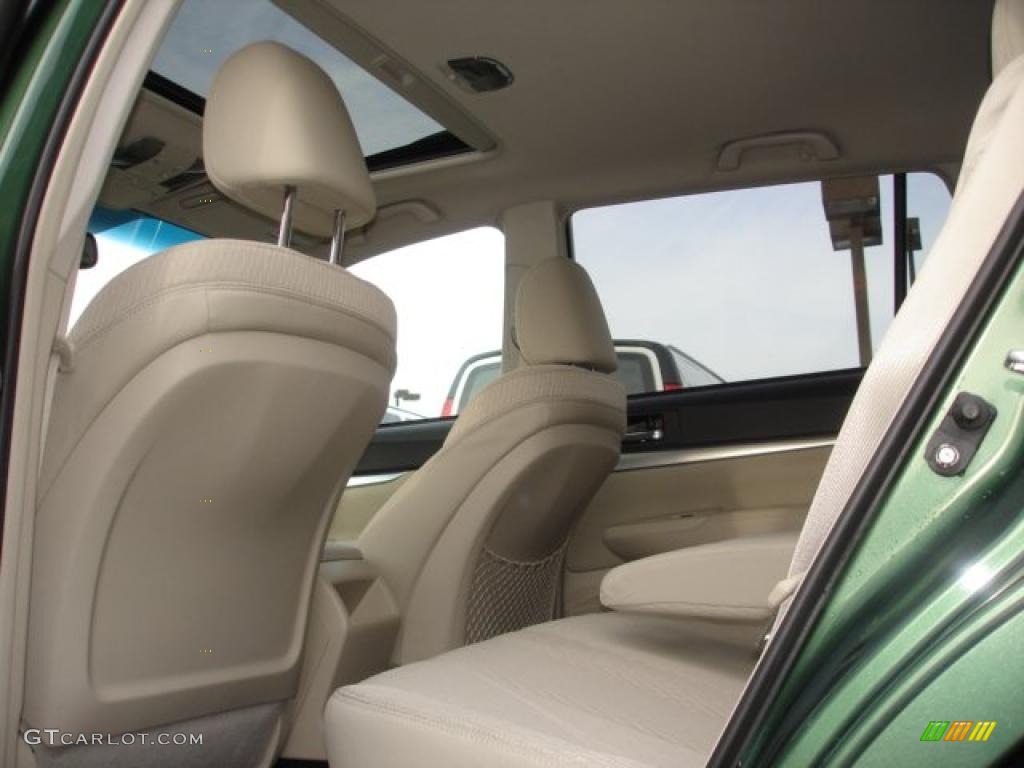 2011 Outback 2.5i Premium Wagon - Cypress Green Pearl / Warm Ivory photo #11