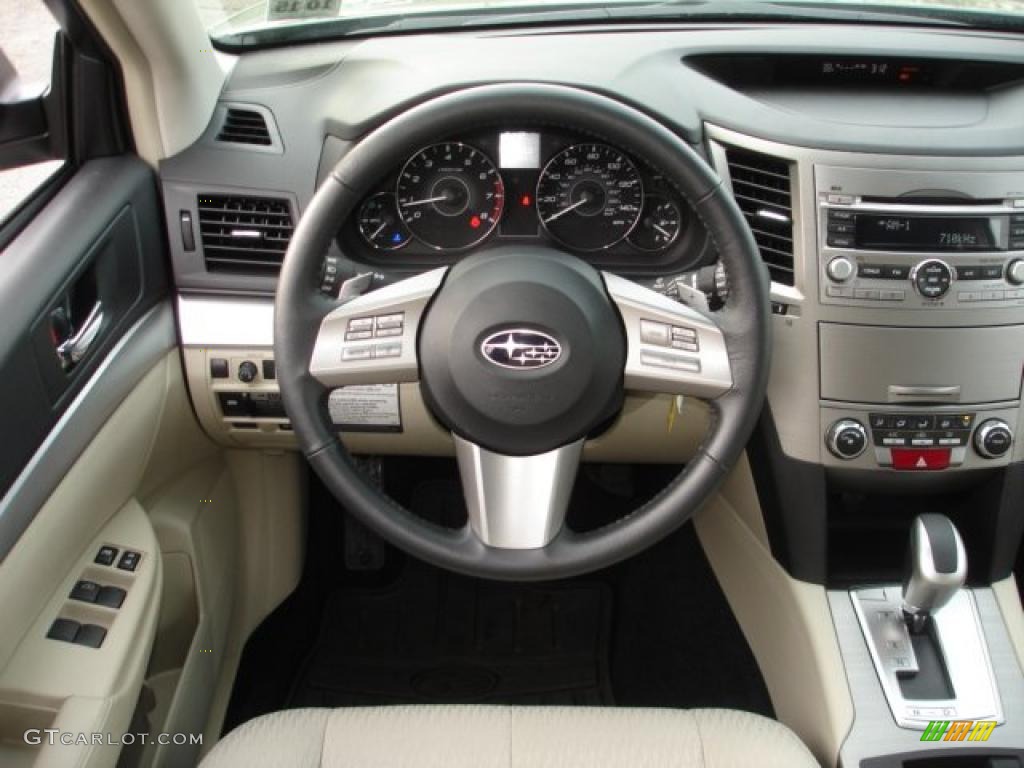 2011 Outback 2.5i Premium Wagon - Cypress Green Pearl / Warm Ivory photo #13