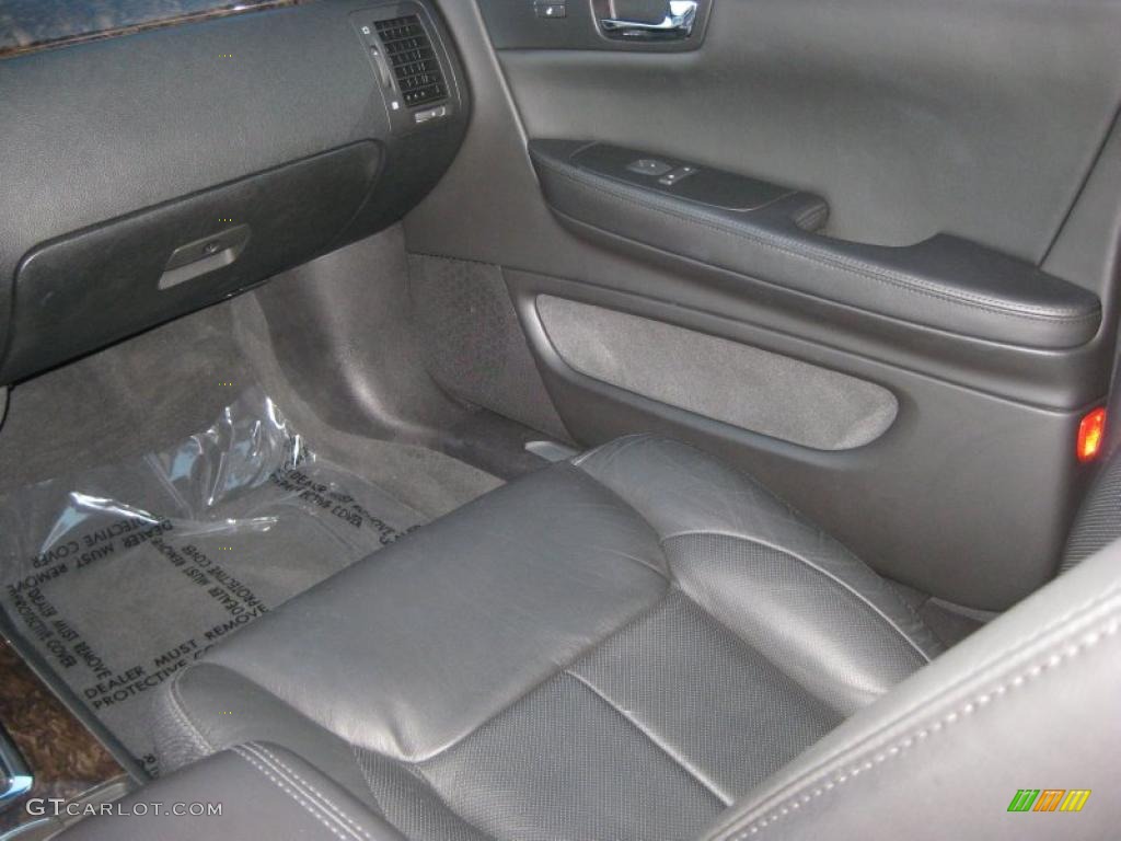 2008 DTS  - Black Raven / Ebony photo #15