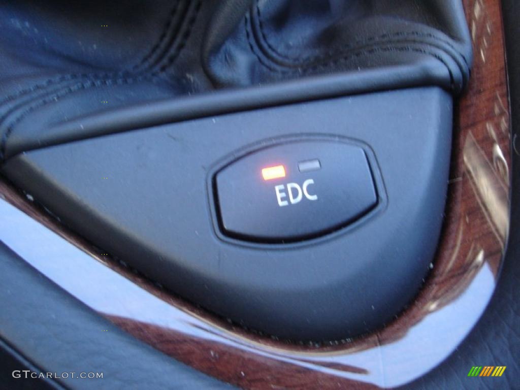 2008 BMW M6 Coupe Controls Photo #44843932